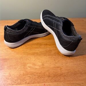 Clarks Womens Adella Trace Shoe Cloud Steppers Black/gray 8